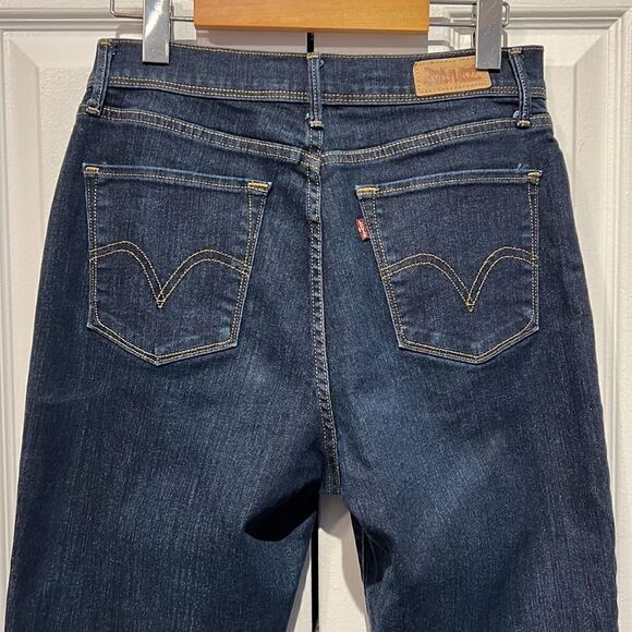 Levi’s 512 Perfectly Slimming Straight Leg High Rise Jeans Size 8 - Picture 6 of 9